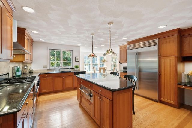 27 Vose Hill Road, Westford, MA 01886