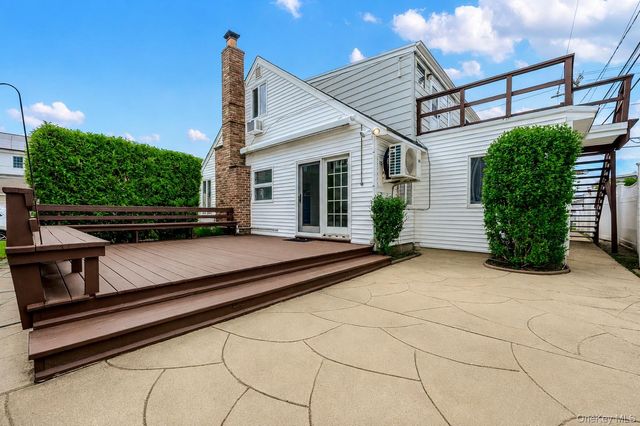 50 Armour Street, Long Beach, NY 11561