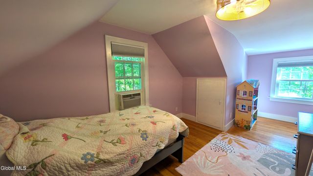 202 Hetcheltown Road, Glenville, NY 12302