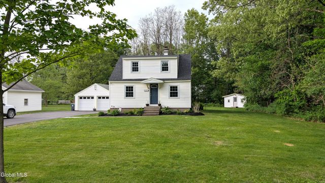 202 Hetcheltown Road, Glenville, NY 12302