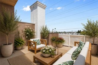 11622 Oxnard Street, North Hollywood, CA 91606