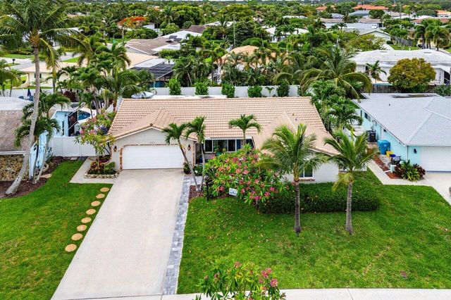 2527 SW 12th Street, Boynton Beach, FL 33426