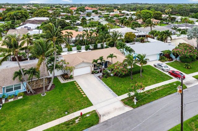 2527 SW 12th Street, Boynton Beach, FL 33426