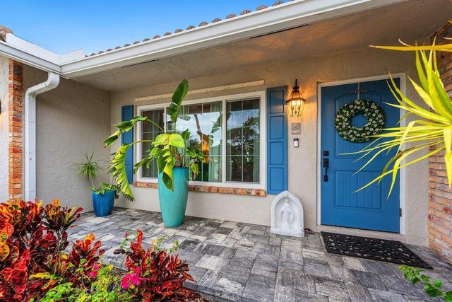 2527 SW 12th Street, Boynton Beach, FL 33426