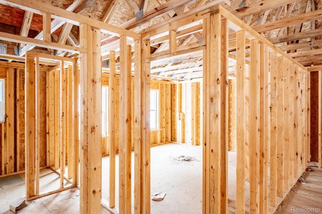 1601 W ROSE CENTER Road, Holly Twp, MI 48442