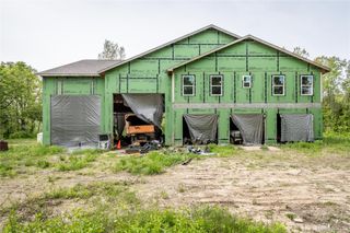 1601 W ROSE CENTER Road, Holly Twp, MI 48442