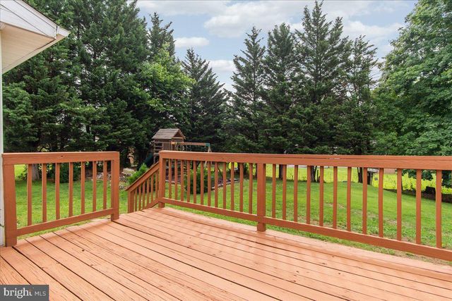 10703 YVONNE LN, Williamsport, MD 21795