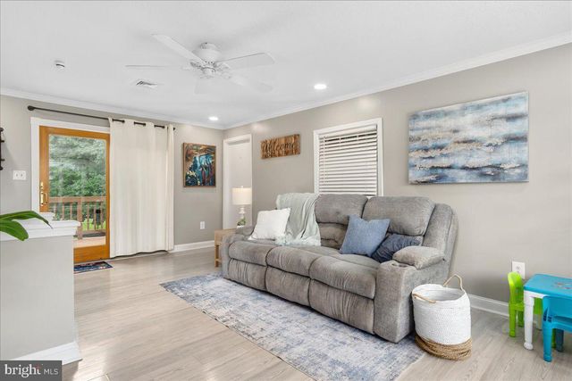 10703 YVONNE LN, Williamsport, MD 21795