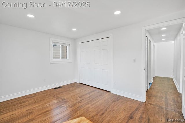 15583 Hix Court, Livonia, MI 48154