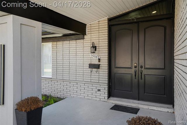 15583 Hix Court, Livonia, MI 48154