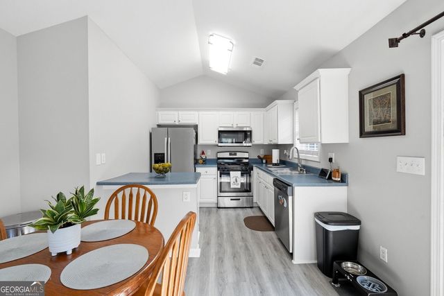 226 Park Place, Woodstock, GA 30189