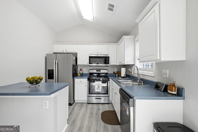 226 Park Place, Woodstock, GA 30189