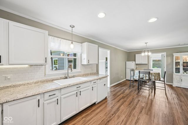 1300 W 1000 N, Fortville, IN 46040