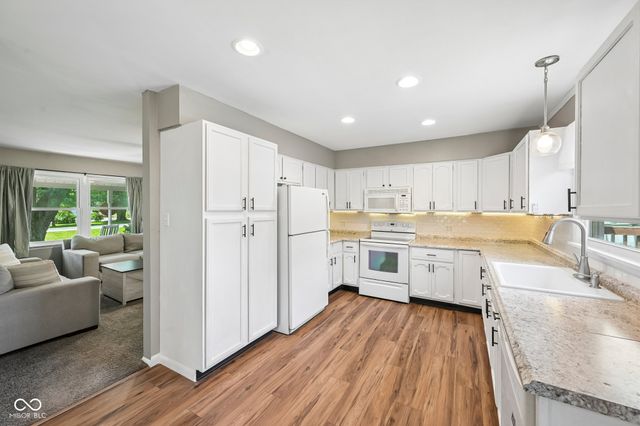 1300 W 1000 N, Fortville, IN 46040