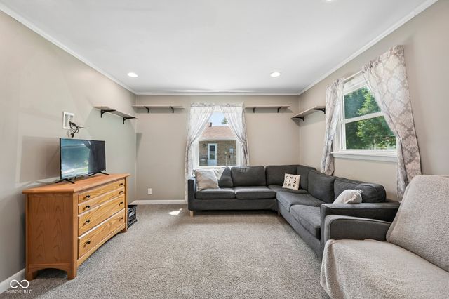 1300 W 1000 N, Fortville, IN 46040