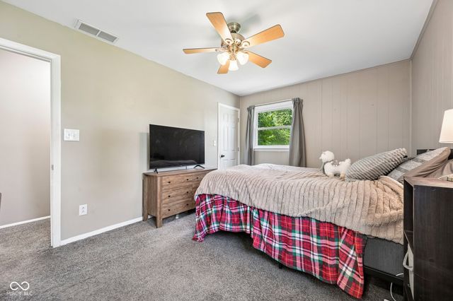 1300 W 1000 N, Fortville, IN 46040