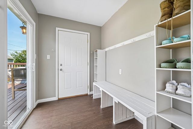 1300 W 1000 N, Fortville, IN 46040