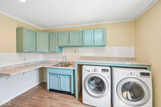 1300 W 1000 N, Fortville, IN 46040