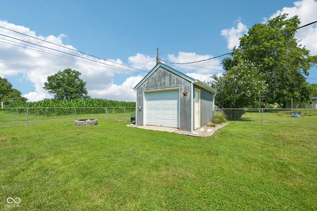 1300 W 1000 N, Fortville, IN 46040