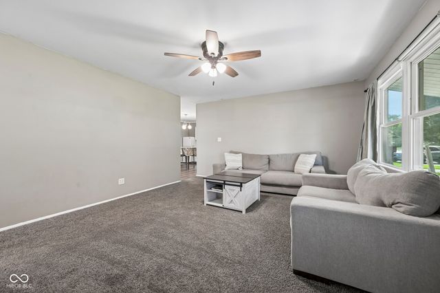 1300 W 1000 N, Fortville, IN 46040
