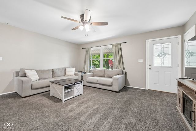 1300 W 1000 N, Fortville, IN 46040