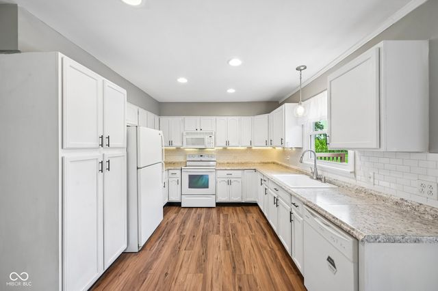 1300 W 1000 N, Fortville, IN 46040