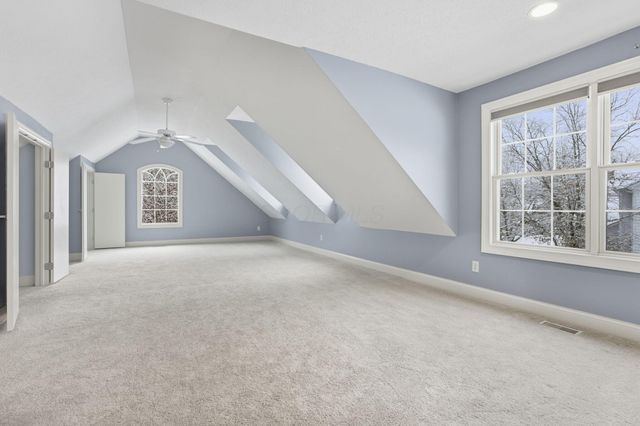 8730 Swisher Creek Crossing, New Albany, OH 43054