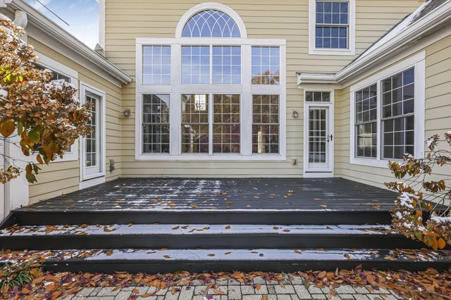 8730 Swisher Creek Crossing, New Albany, OH 43054