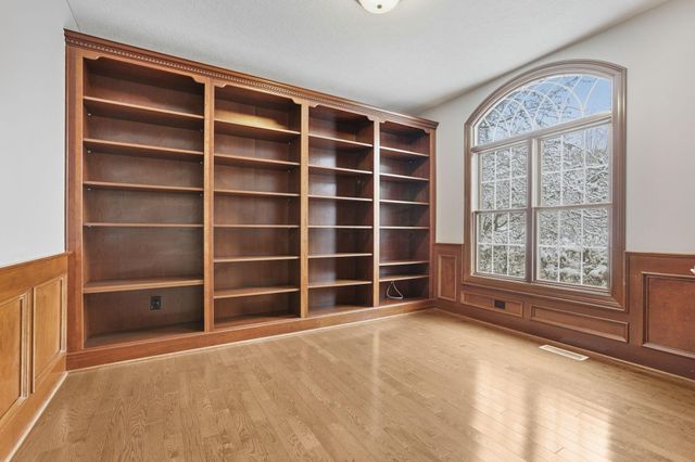 8730 Swisher Creek Crossing, New Albany, OH 43054