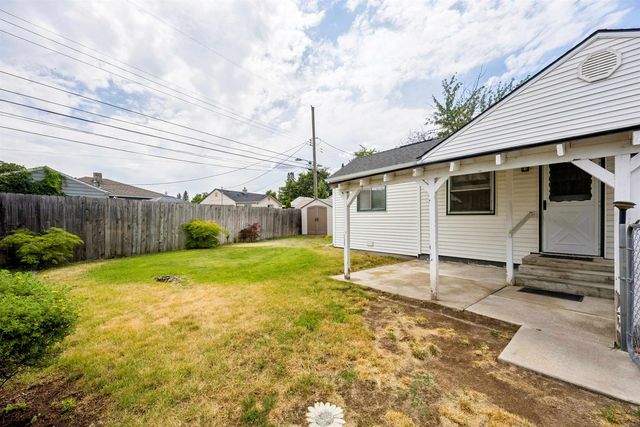 544 E Nebraska Ave, Spokane, WA 99208