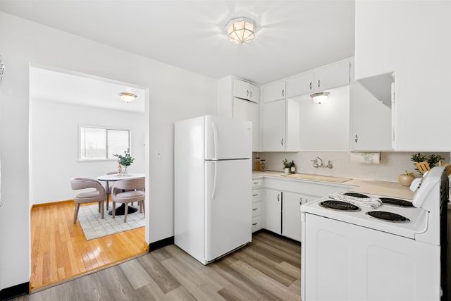 544 E Nebraska Ave, Spokane, WA 99208