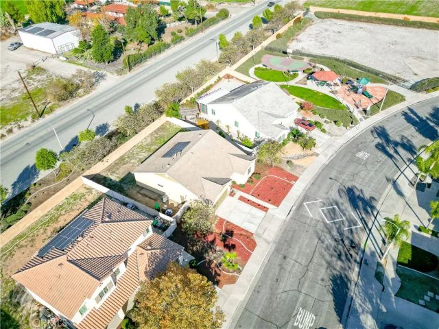 1074 Eden Valley Way, San Jacinto, CA 92582