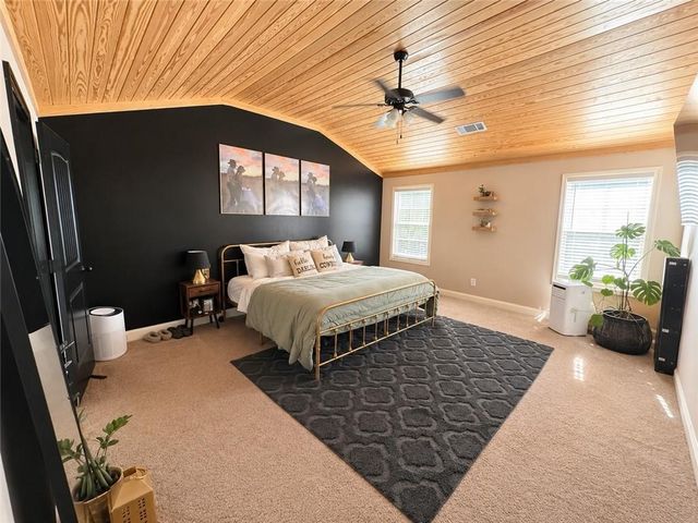4404 Smokey Rd, Newnan, GA 30263