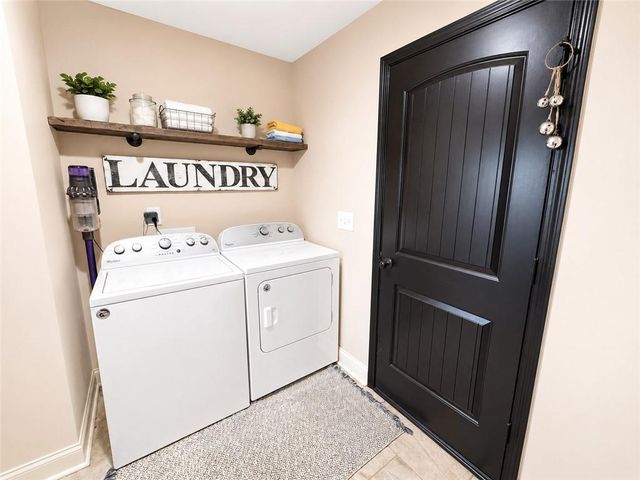 4404 Smokey Rd, Newnan, GA 30263
