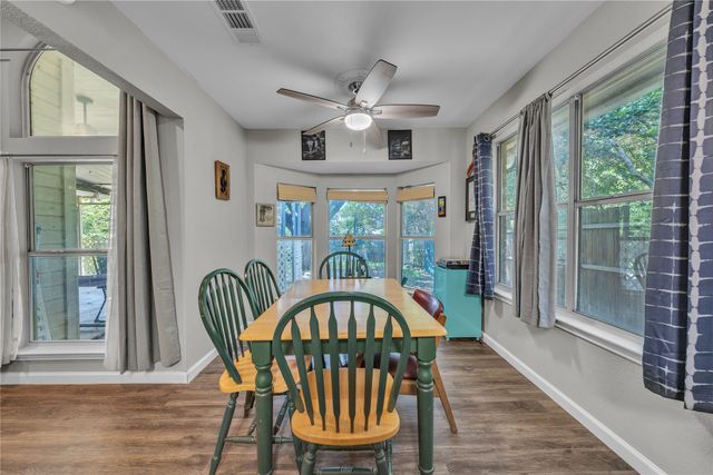 7937 Hunters Glen Drive, Watauga, TX 76148