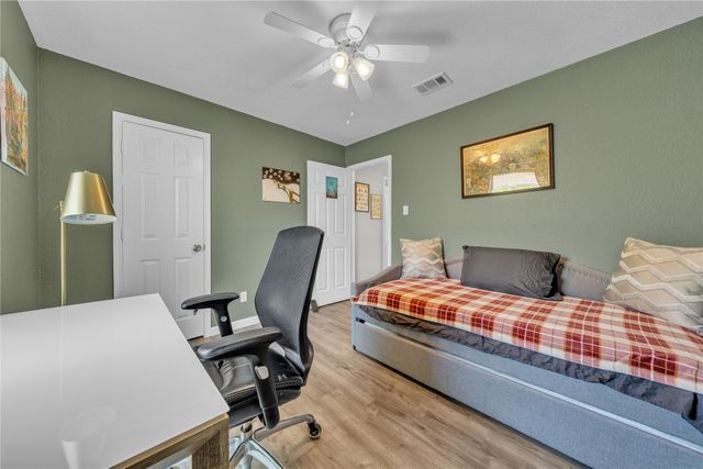 7937 Hunters Glen Drive, Watauga, TX 76148