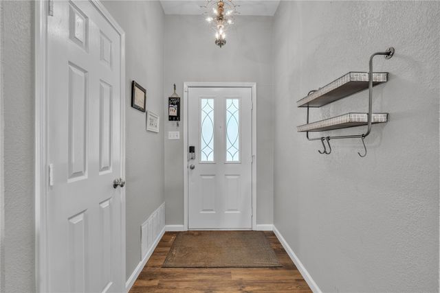 7937 Hunters Glen Drive, Watauga, TX 76148