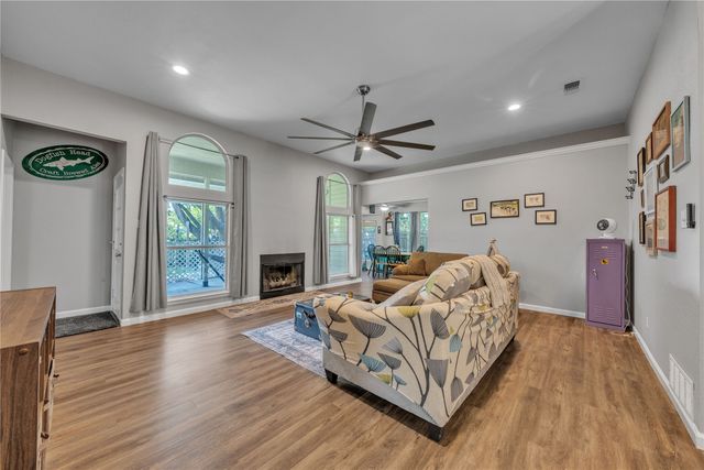 7937 Hunters Glen Drive, Watauga, TX 76148