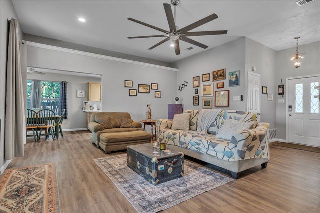 7937 Hunters Glen Drive, Watauga, TX 76148