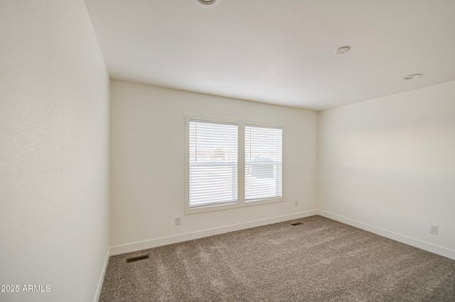 34477 W SOUTH MOUNTAIN Avenue, Tonopah, AZ 85354