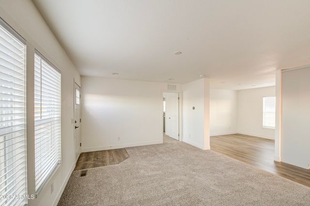 34477 W SOUTH MOUNTAIN Avenue, Tonopah, AZ 85354