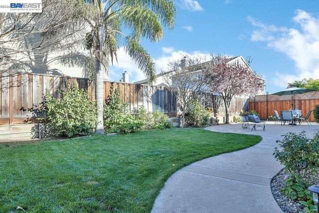 4876 Trenton St, Oakley, CA 94561