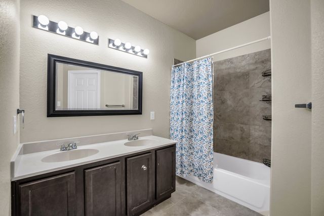 2049 Meadow View Drive, Princeton, TX 75407