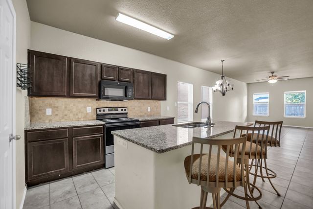 2049 Meadow View Drive, Princeton, TX 75407