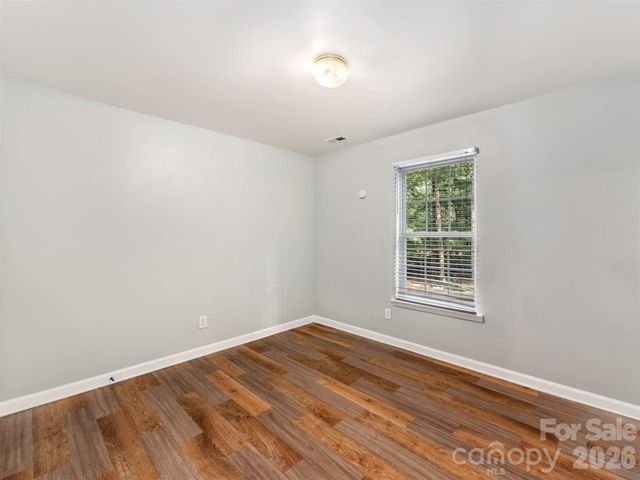 6238 King George Drive, Charlotte, NC 28213