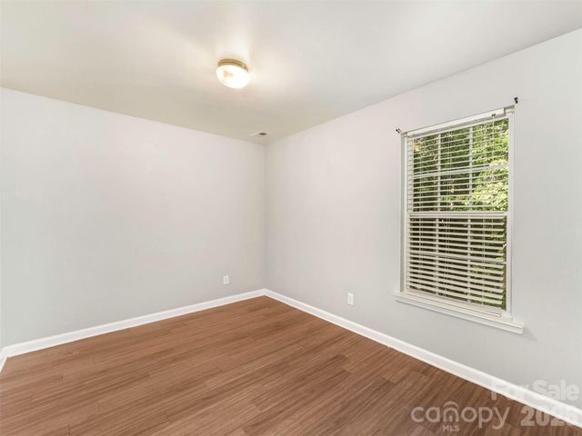 6238 King George Drive, Charlotte, NC 28213