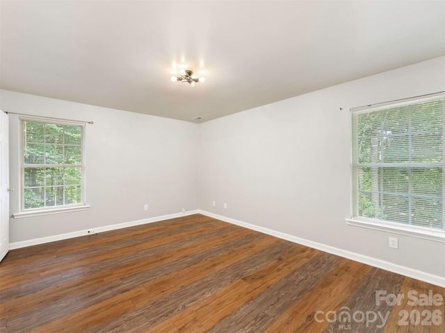 6238 King George Drive, Charlotte, NC 28213