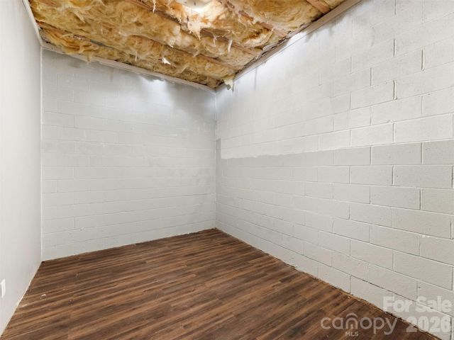 6238 King George Drive, Charlotte, NC 28213