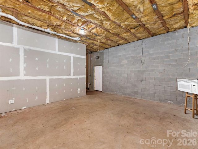 6238 King George Drive, Charlotte, NC 28213