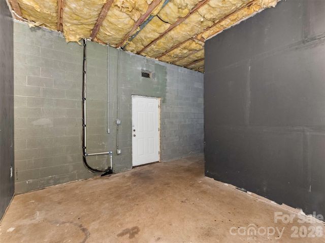 6238 King George Drive, Charlotte, NC 28213